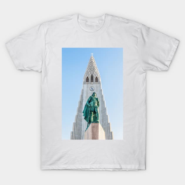 Statue of explorer Leif Erikson T-Shirt by GrahamPrentice